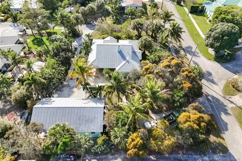 12090 SE Vesta Avenue Hobe Sound FL 33455