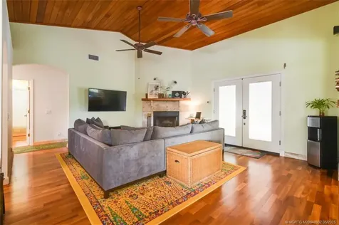 12090 SE Vesta Avenue Hobe Sound FL 33455
