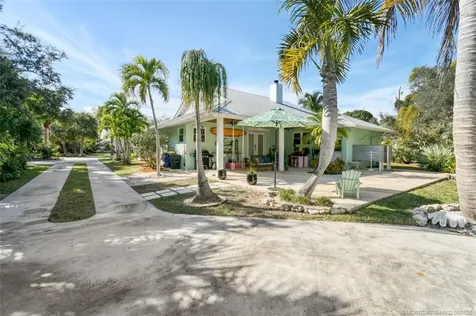 12090 SE Vesta Avenue Hobe Sound FL 33455