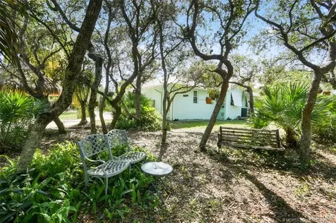 12090 SE Vesta Avenue Hobe Sound FL 33455
