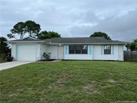 160 SE Lakehurst Drive Port St Lucie FL 34983