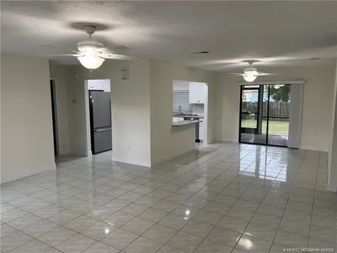 160 SE Lakehurst Drive Port St Lucie FL 34983