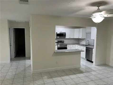 160 SE Lakehurst Drive Port St Lucie FL 34983