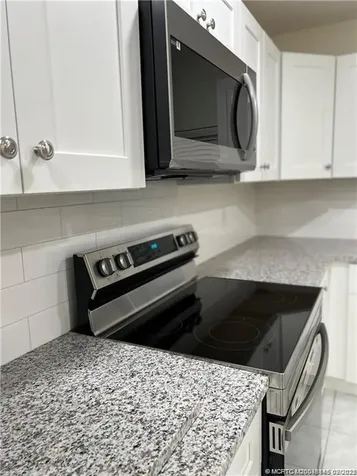 160 SE Lakehurst Drive Port St Lucie FL 34983