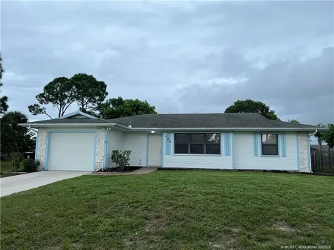 160 SE Lakehurst Drive Port St Lucie FL 34983