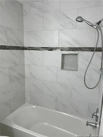 160 SE Lakehurst Drive Port St Lucie FL 34983