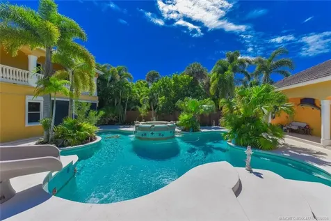 8073 S Indian River Drive Fort Pierce FL 34982