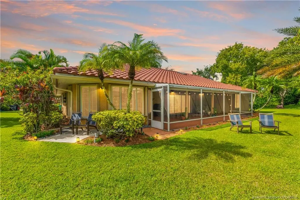 1395 SW Bent Pine Cove Port St Lucie FL 34986