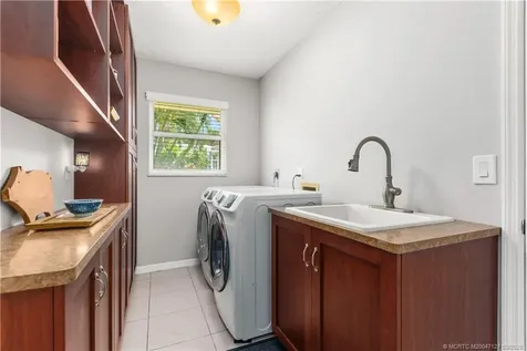 1395 SW Bent Pine Cove Port St Lucie FL 34986