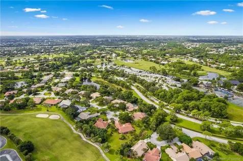 1395 SW Bent Pine Cove Port St Lucie FL 34986