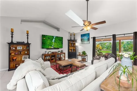 1395 SW Bent Pine Cove Port St Lucie FL 34986