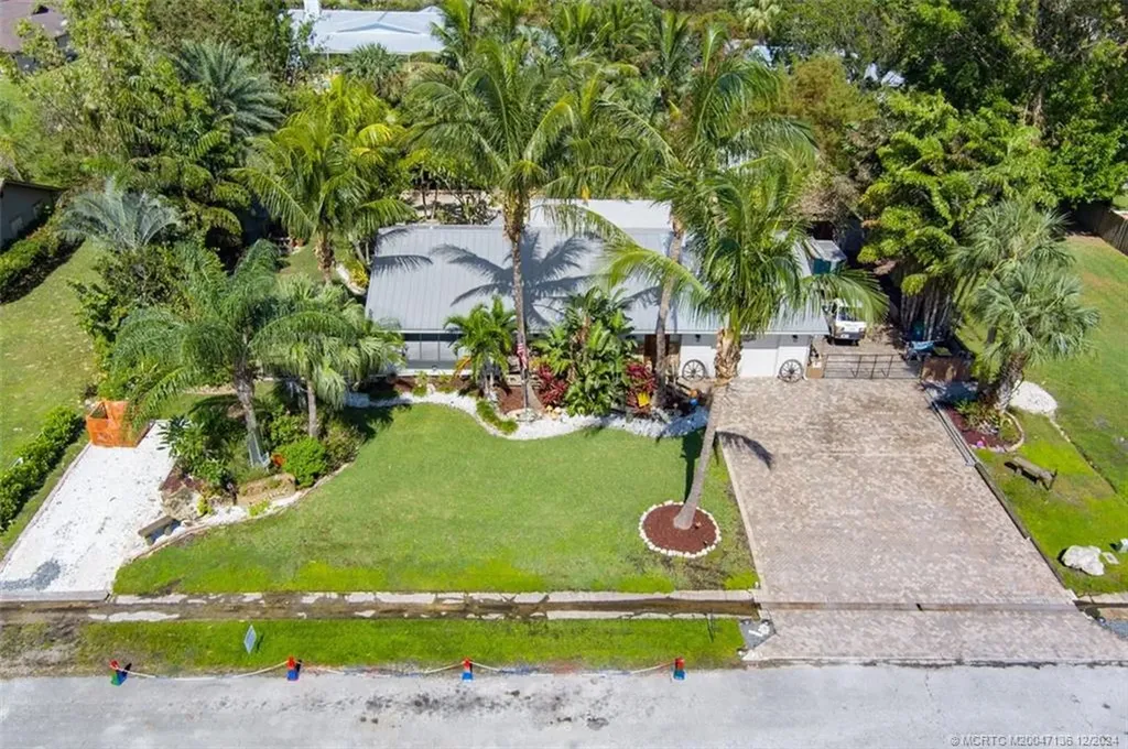 1281 SW Nikoma Street Palm City FL 34990
