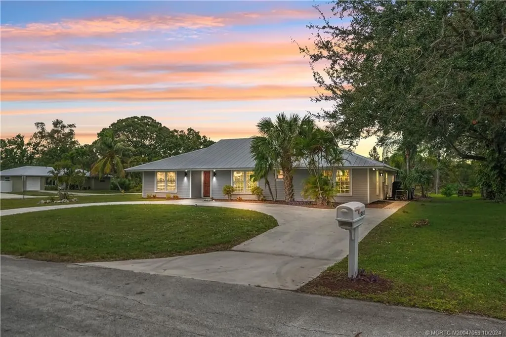 1961 NE Ida Place Jensen Beach FL 34957