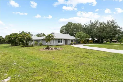 1961 NE Ida Place Jensen Beach FL 34957