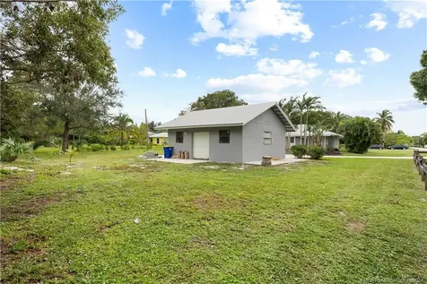1961 NE Ida Place Jensen Beach FL 34957
