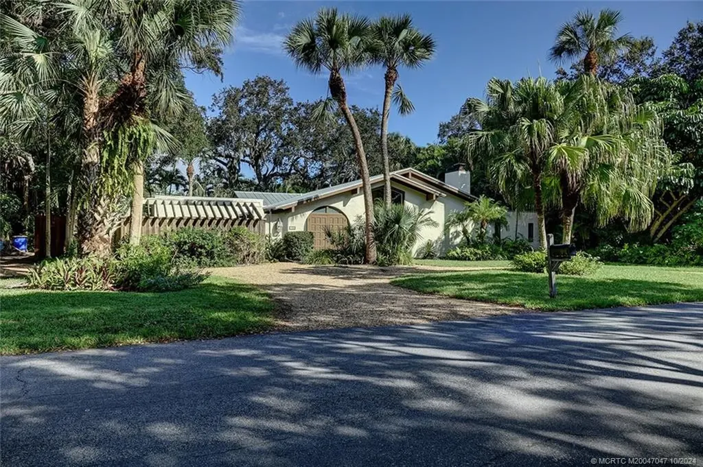 10 Emarita Way Stuart FL 34996