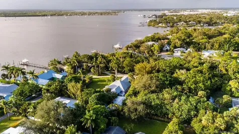 535 SW Siesta Way Stuart FL 34994