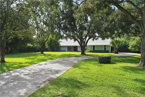 3250 SW Island Way Palm City FL 34990