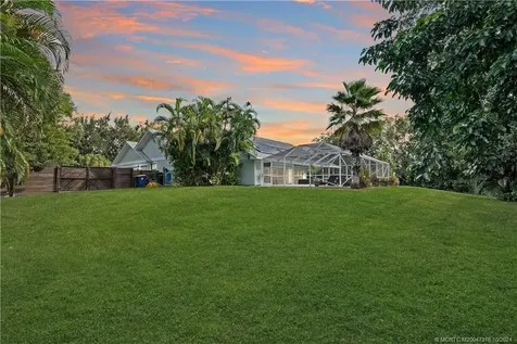 3250 SW Island Way Palm City FL 34990