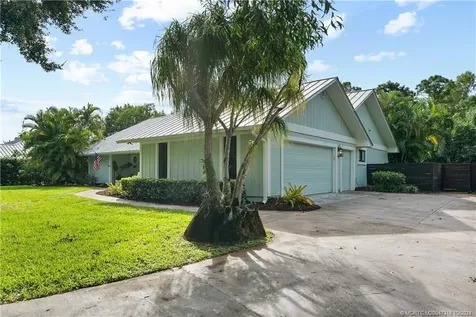 3250 SW Island Way Palm City FL 34990