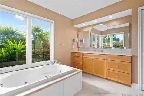 6323 SE Farmington Place Stuart FL 34997