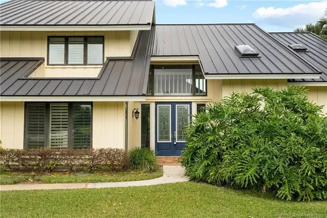 6323 SE Farmington Place Stuart FL 34997