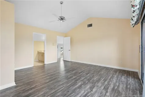 6323 SE Farmington Place Stuart FL 34997