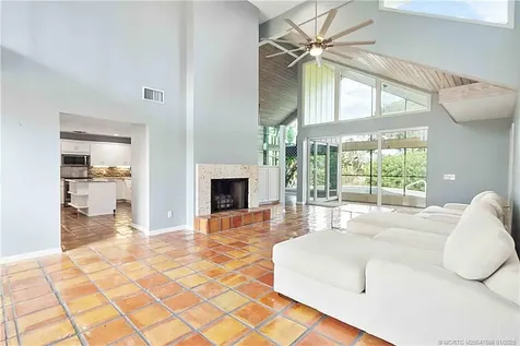 6323 SE Farmington Place Stuart FL 34997