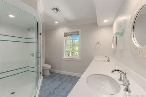 5 S River Road Sewalls Point FL 34996