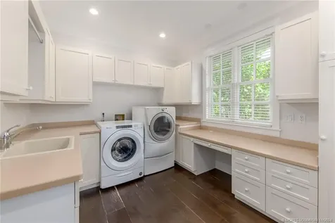 5 S River Road Sewalls Point FL 34996