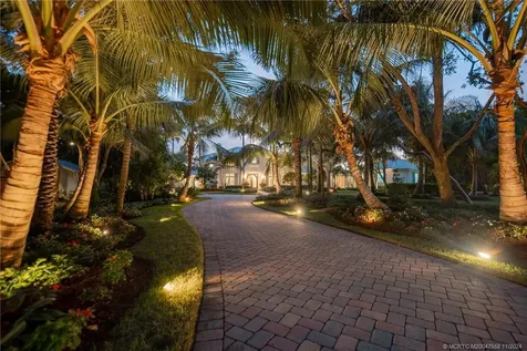 5 S River Road Sewalls Point FL 34996