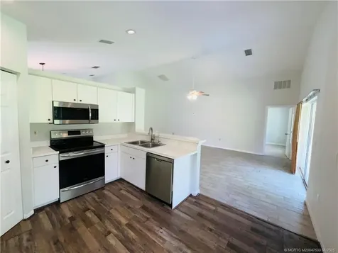 481 SW Talquin Lane Port St Lucie FL 34986