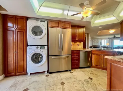 3870 N Highway Highway A1a 301 Hutchinson Island FL 34949