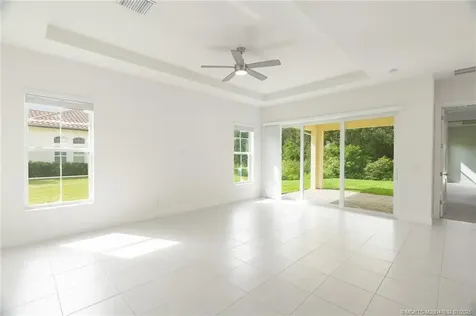 139 SE Via Bisento Port St Lucie FL 34952