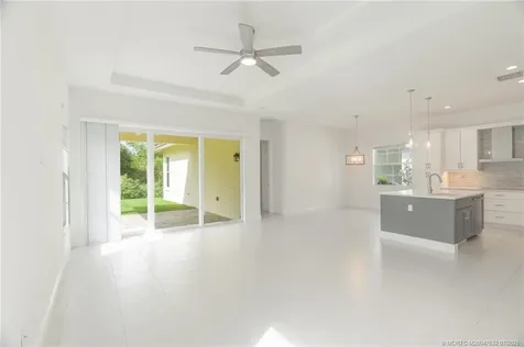 139 SE Via Bisento Port St Lucie FL 34952