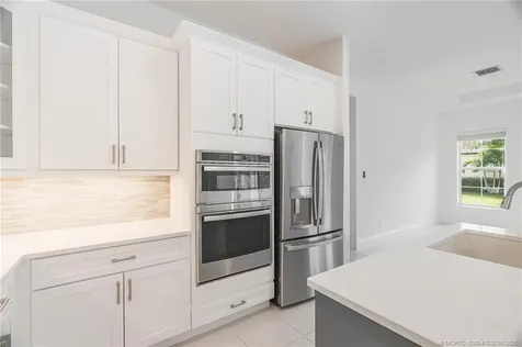 139 SE Via Bisento Port St Lucie FL 34952