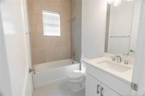 139 SE Via Bisento Port St Lucie FL 34952