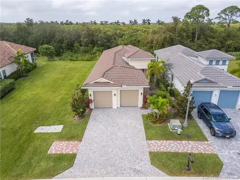 139 SE Via Bisento Port St Lucie FL 34952