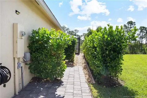 4424 NW King Court Jensen Beach FL 34957