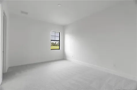 138 SE Via Lago Garda Port St Lucie FL 34952