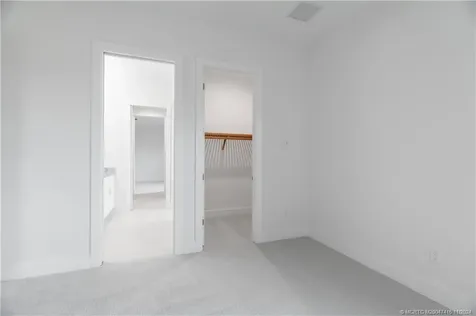 138 SE Via Lago Garda Port St Lucie FL 34952