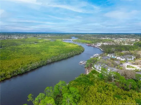 138 SE Via Lago Garda Port St Lucie FL 34952