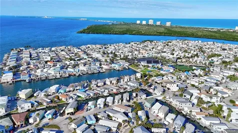 1092 Nettles Boulevard Jensen Beach FL 34957