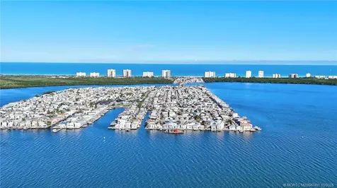 1092 Nettles Boulevard Jensen Beach FL 34957