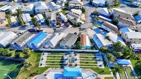 1092 Nettles Boulevard Jensen Beach FL 34957