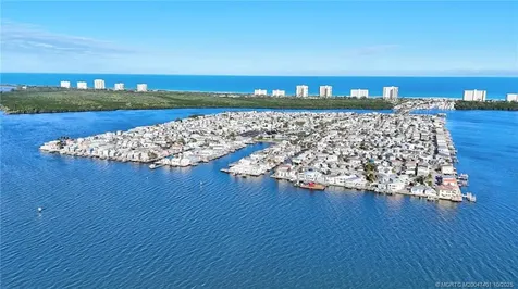 1092 Nettles Boulevard Jensen Beach FL 34957