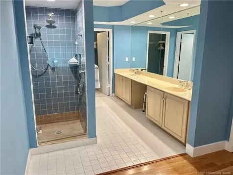579 NE Plantation Road Stuart FL 34996