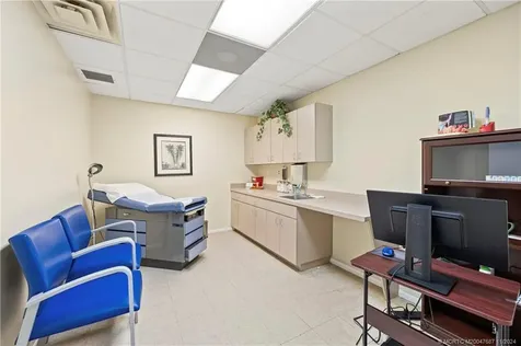 900 SE Ocean Boulevard Stuart FL 34994