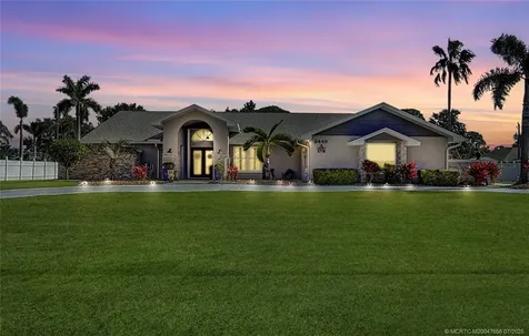 2449 SE Elston Street Port St Lucie FL 34952