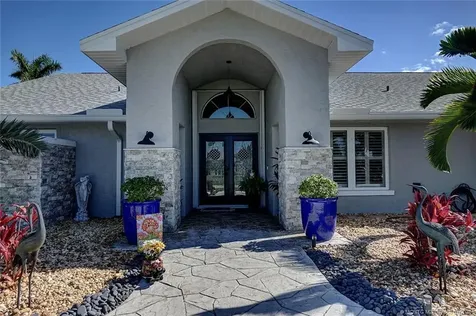 2449 SE Elston Street Port St Lucie FL 34952